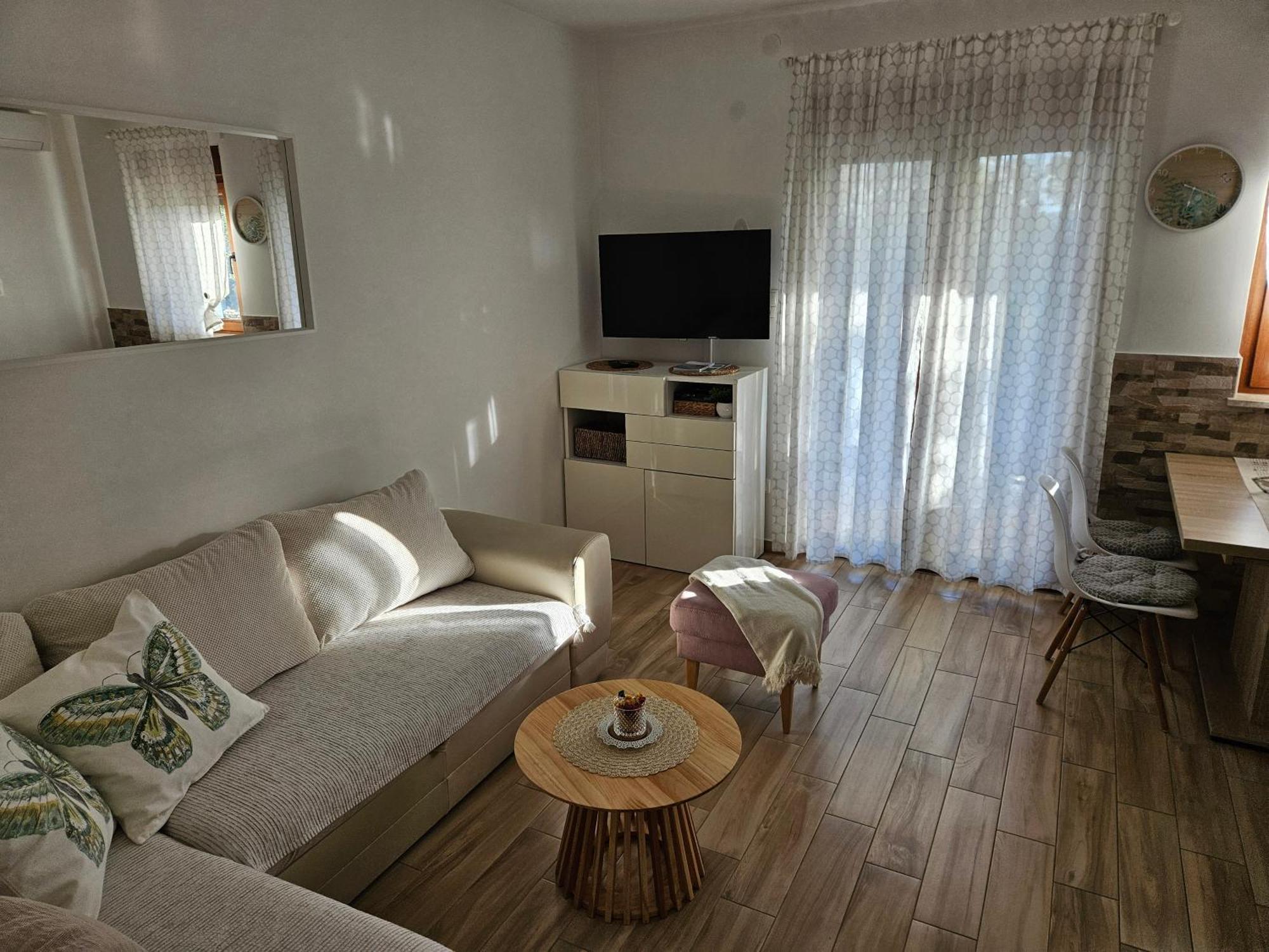 Kristy'S Place Цриквеница Экстерьер фото